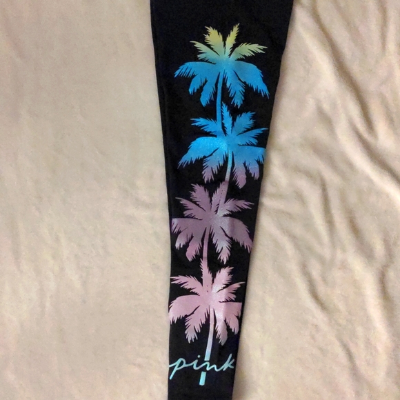 VS Pink leggings - Picture 2 of 7